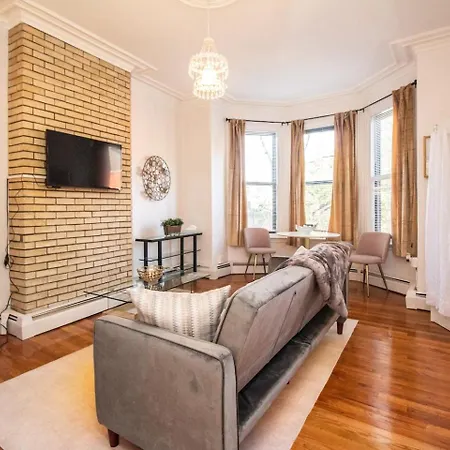Cozy 1Bed, 1Bath In Brookline, Mbta Apartment